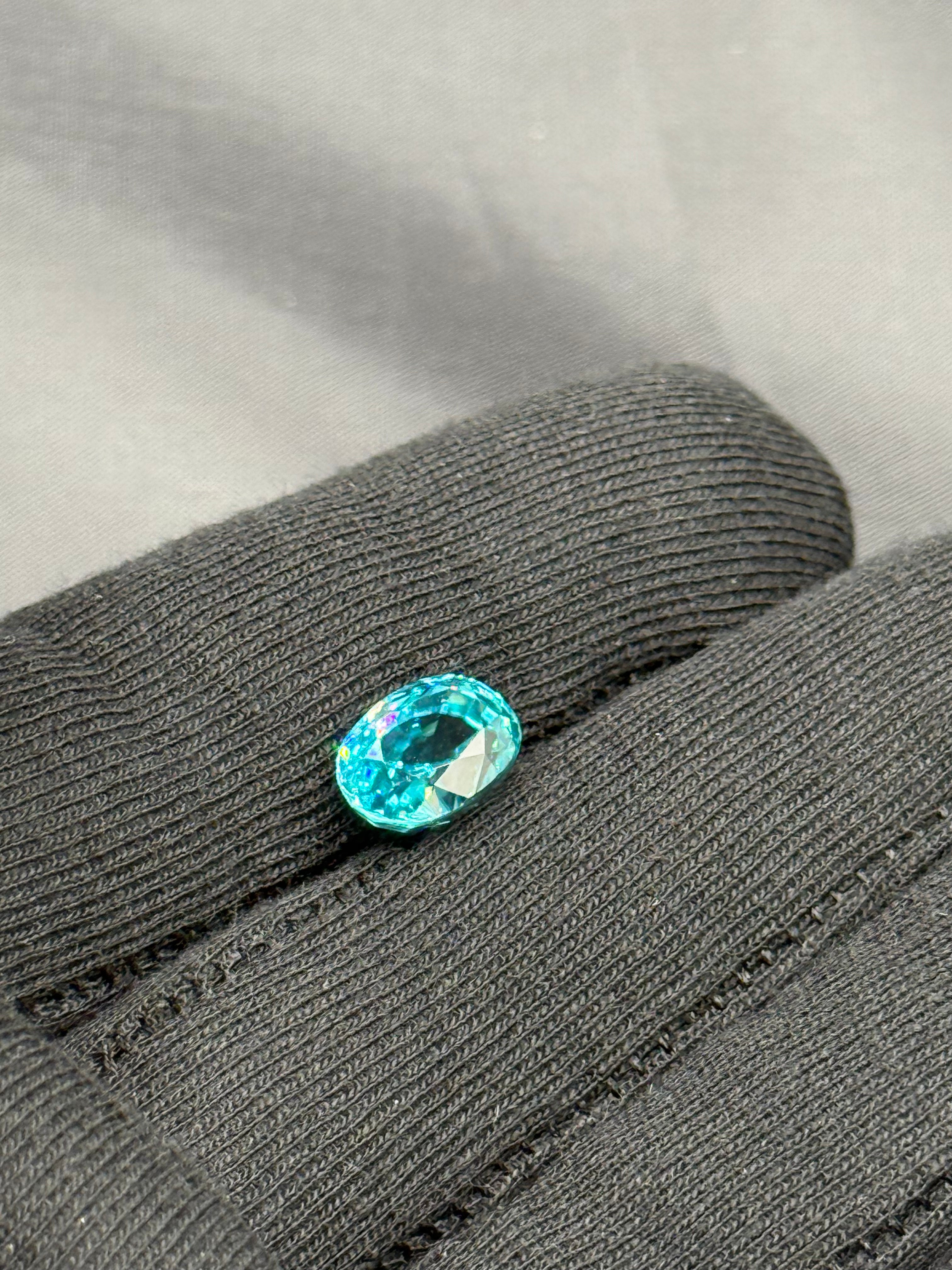 Blue Zircon 7.11 ct