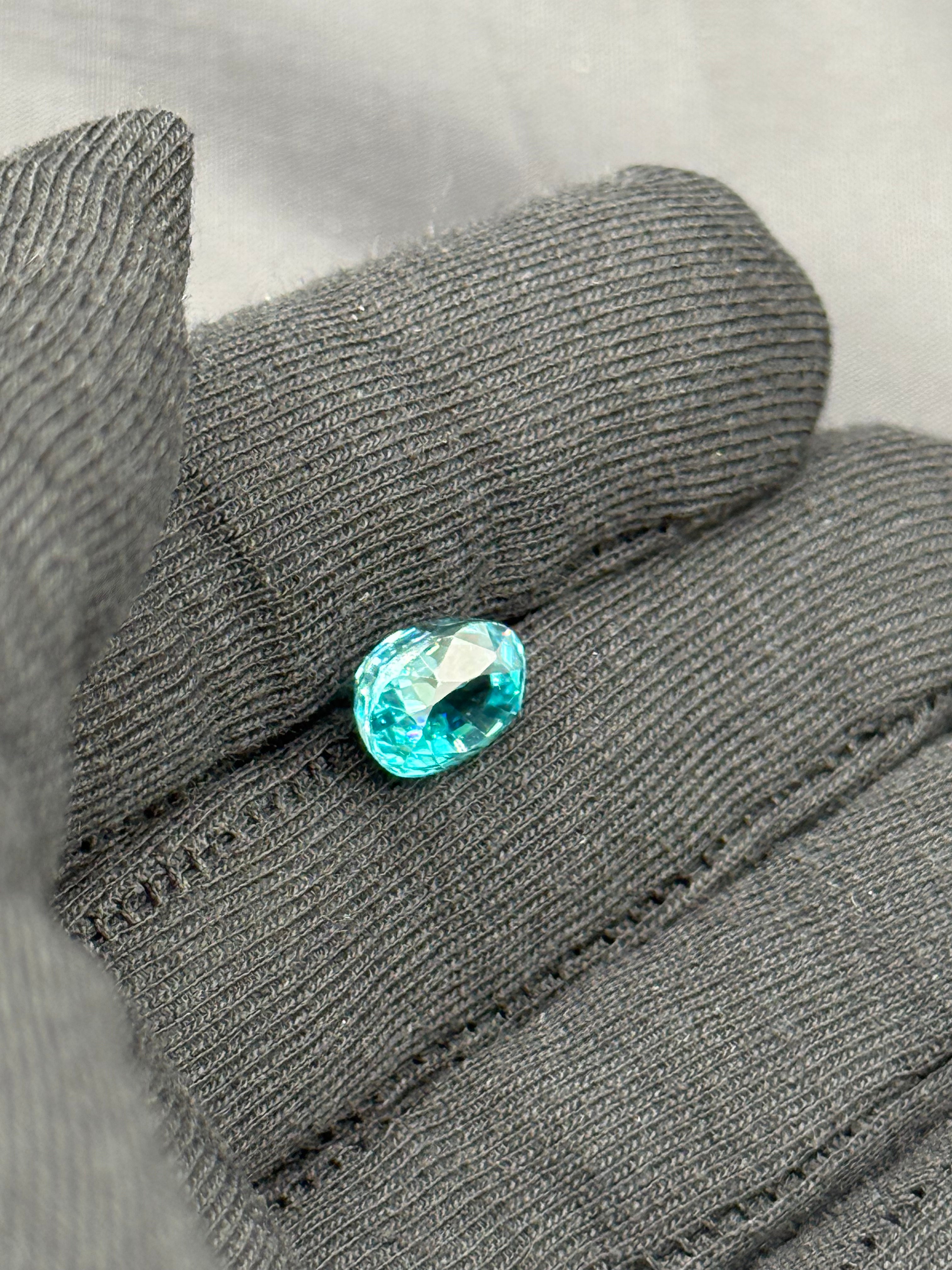 Blue Zircon 7.11 ct