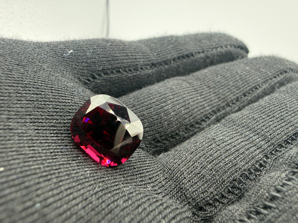 Natural Umbalite Garnet 12.08 ct