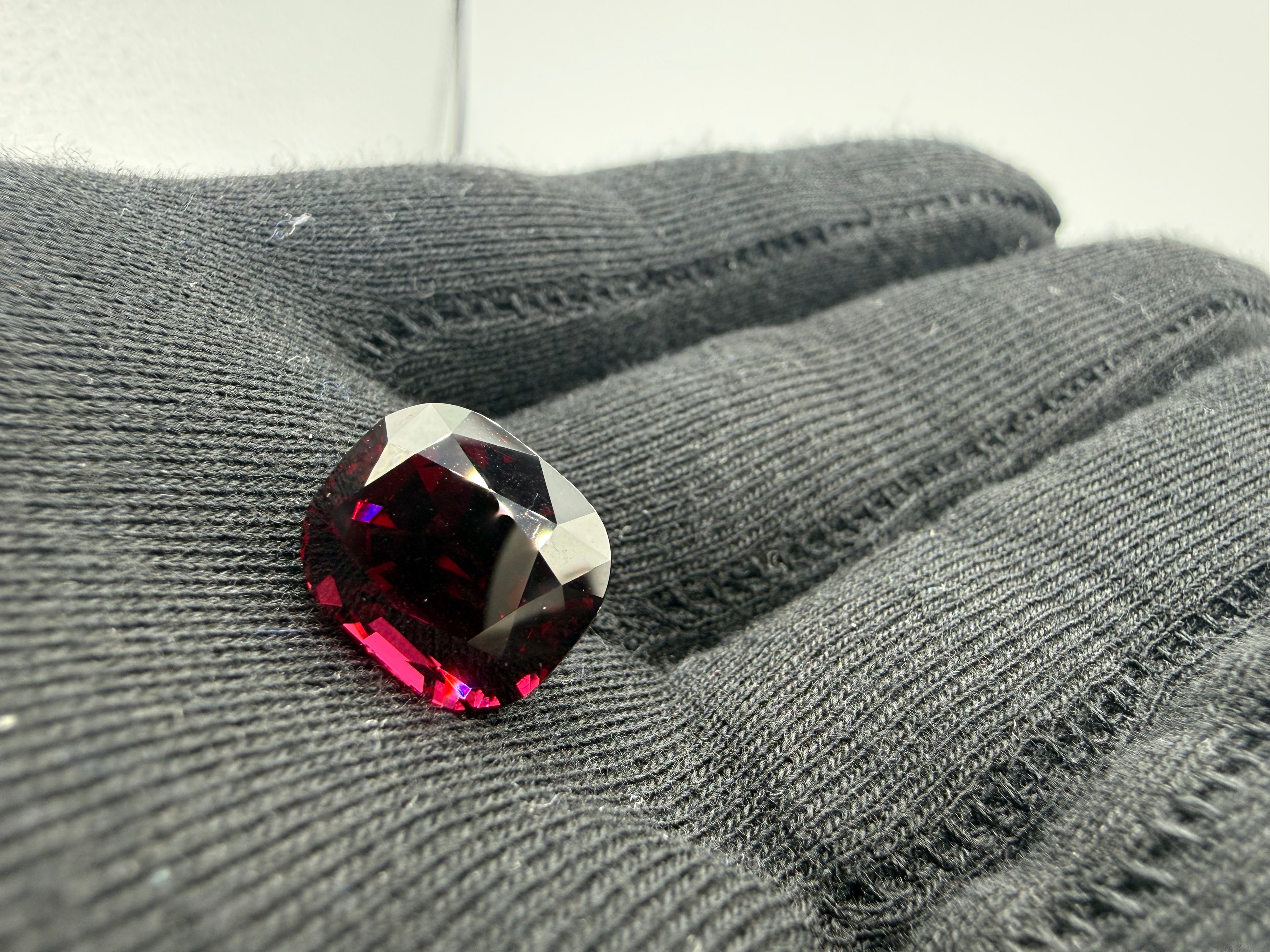 Natural Umbalite Garnet 12.08 ct