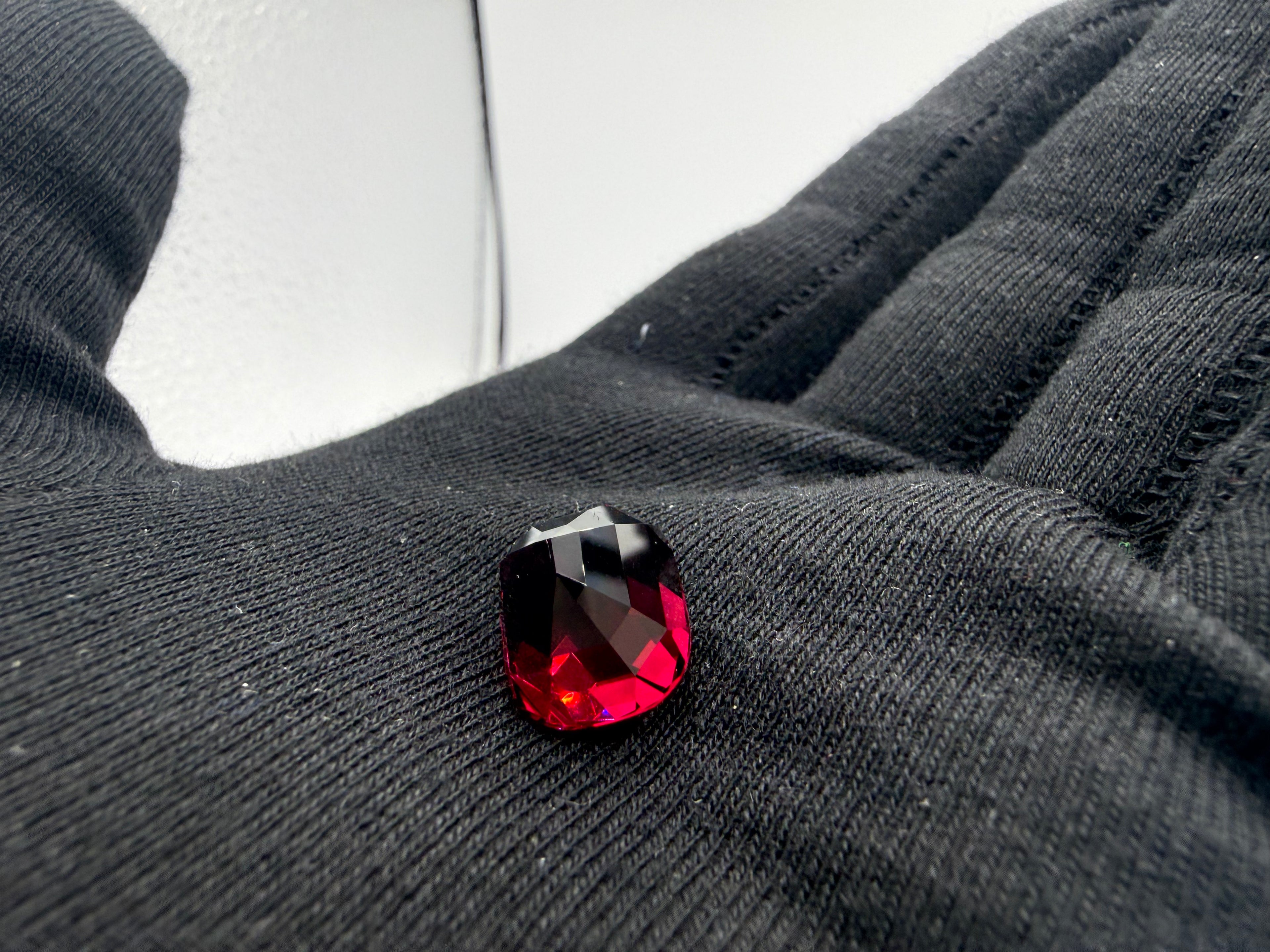 Natural Umbalite Garnet 12.08 ct