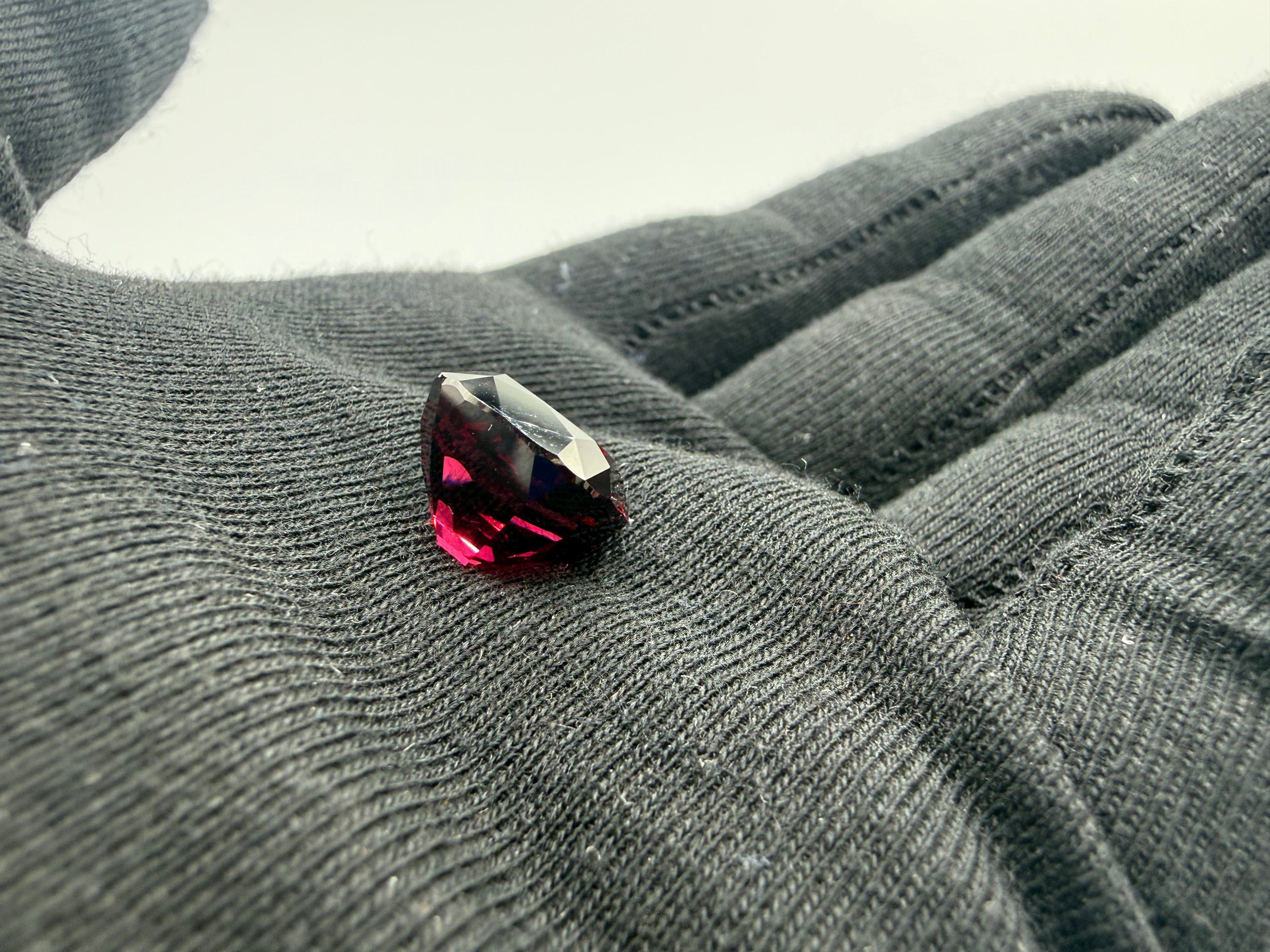Natural Umbalite Garnet 12.08 ct