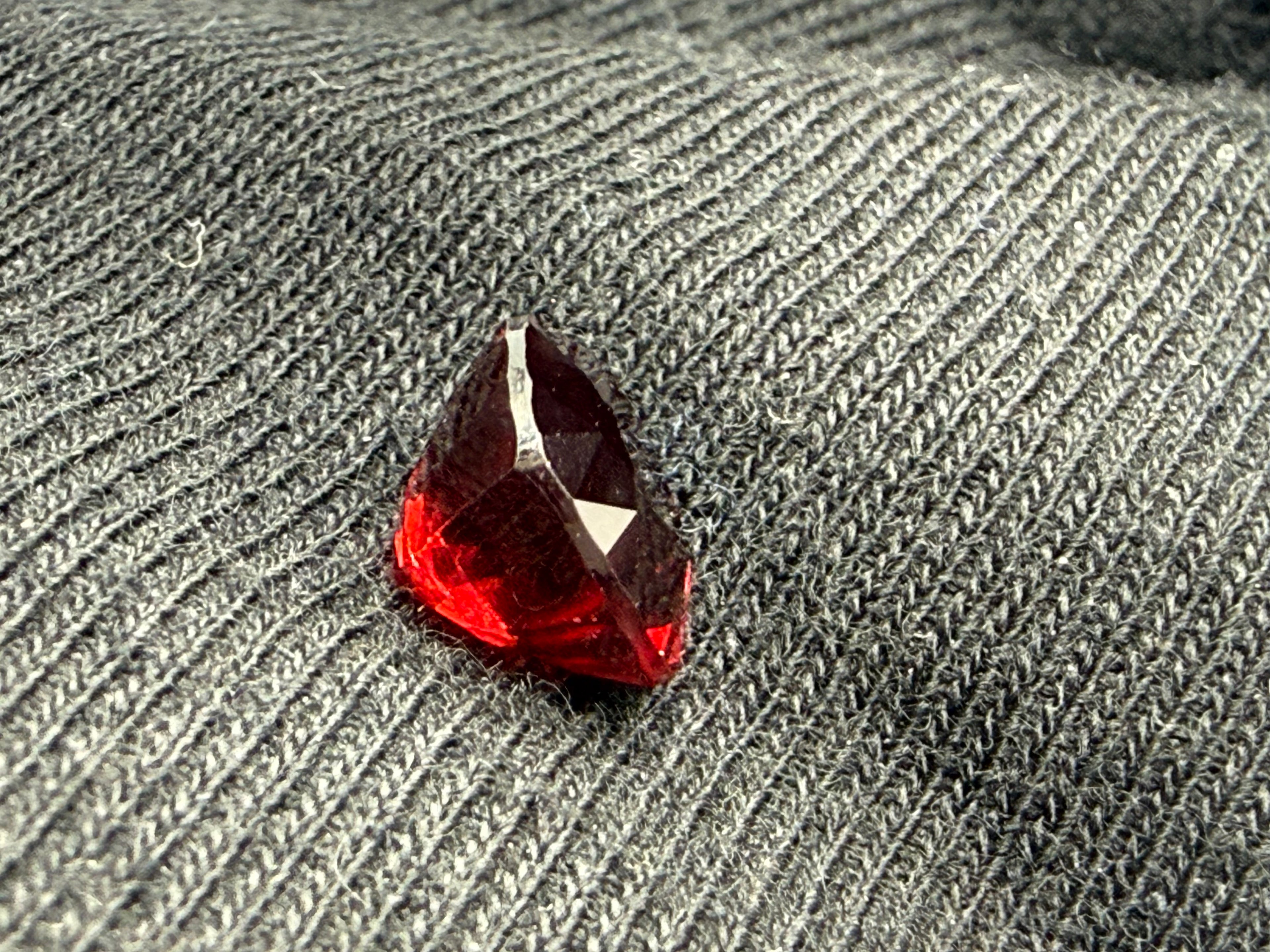 Red Spinel 2.77 ct