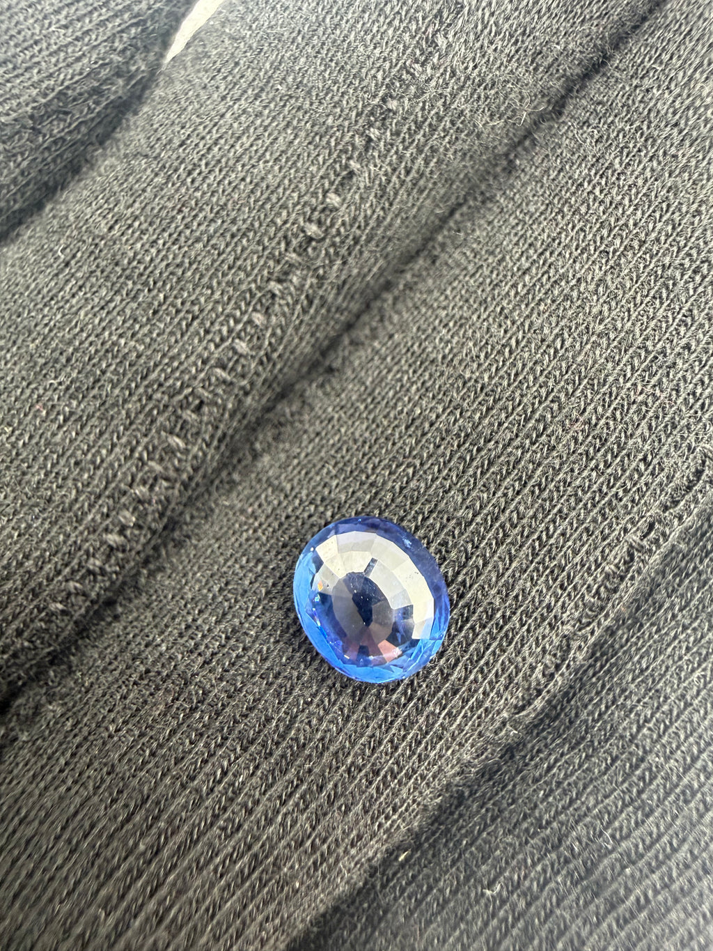 Blue Sapphire  2.32 ct
