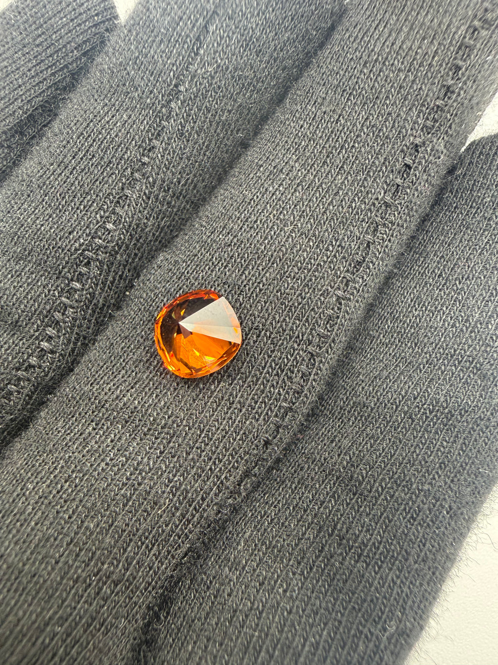 Orange Zircon  2.72 ct