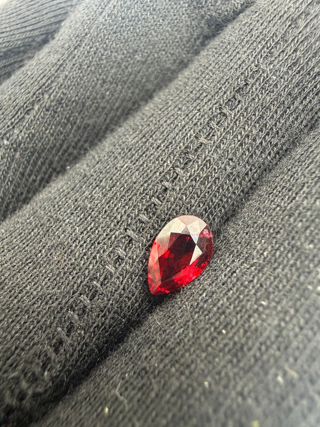 Red Spinel  1.05 ct