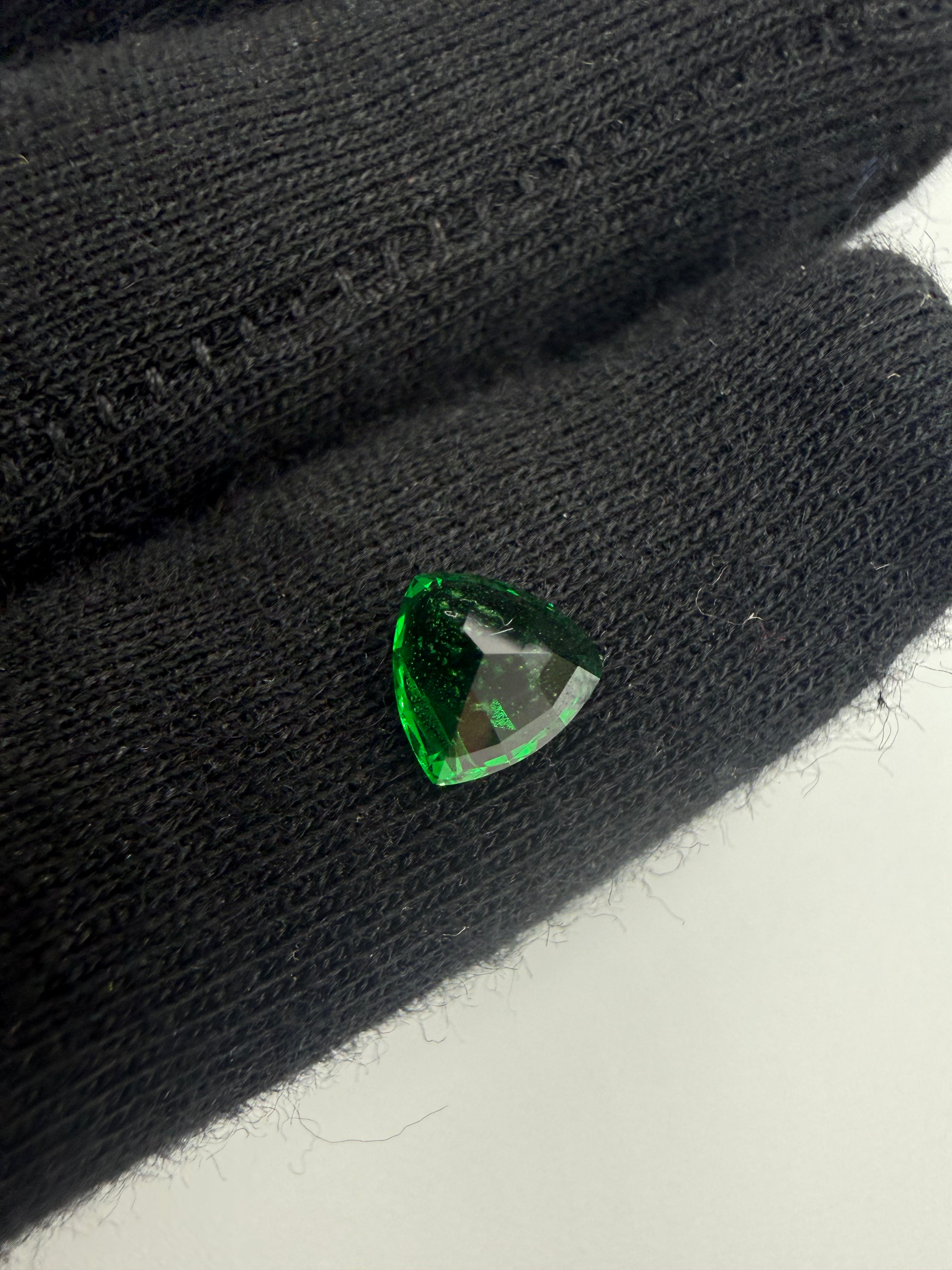 Green Tsavorite  1.15 ct