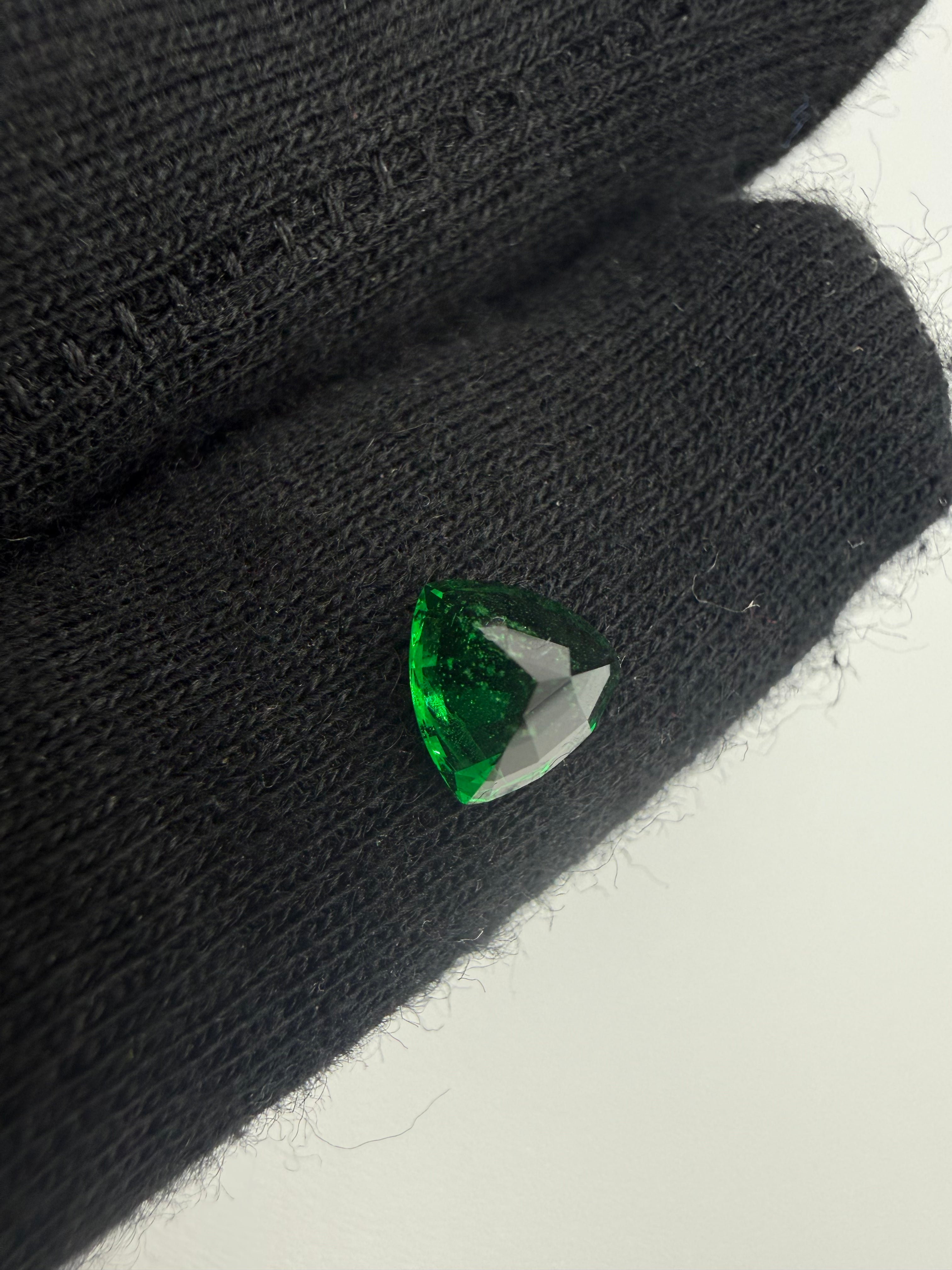 Green Tsavorite  1.15 ct