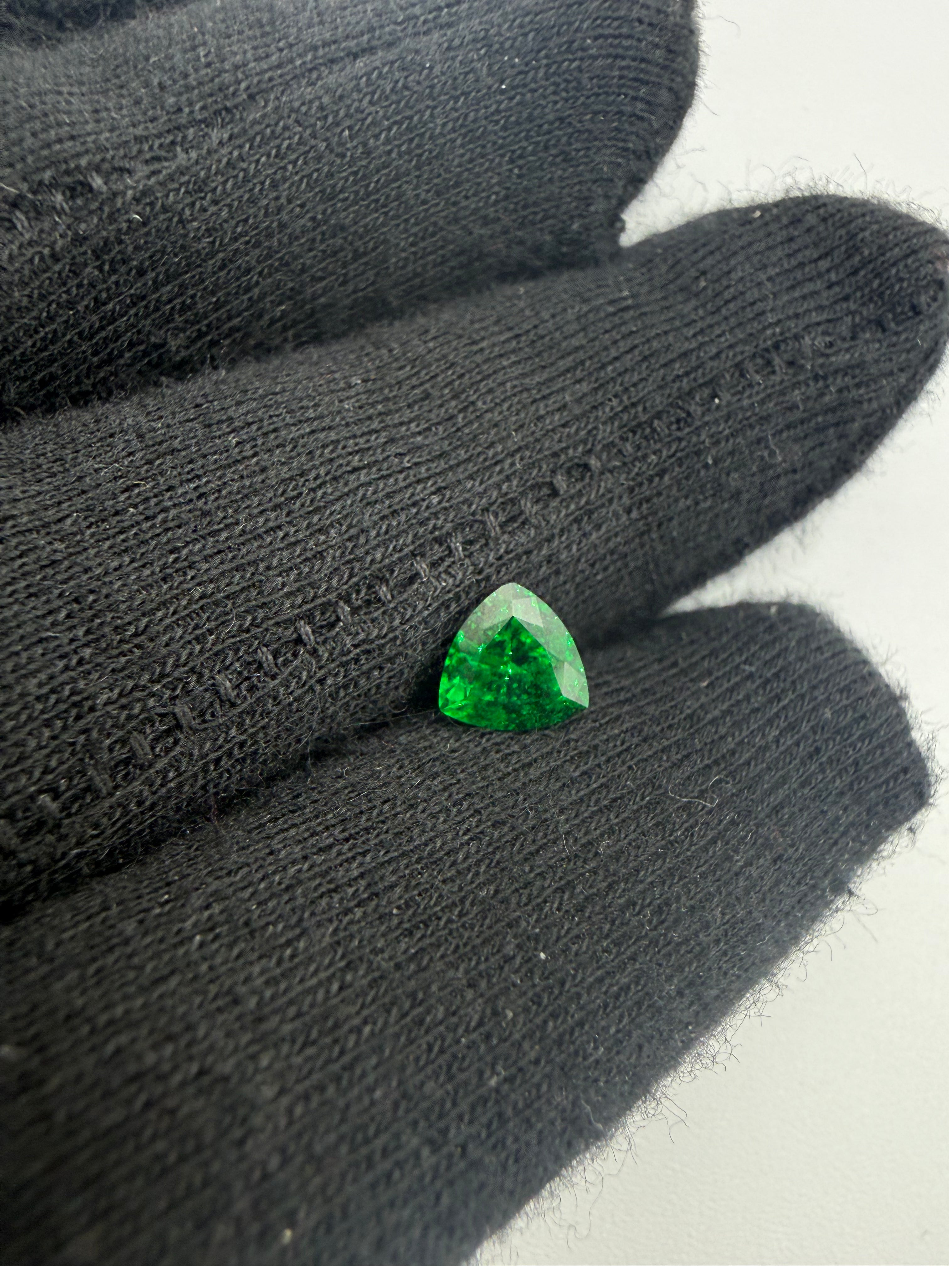 Green Tsavorite  1.15 ct