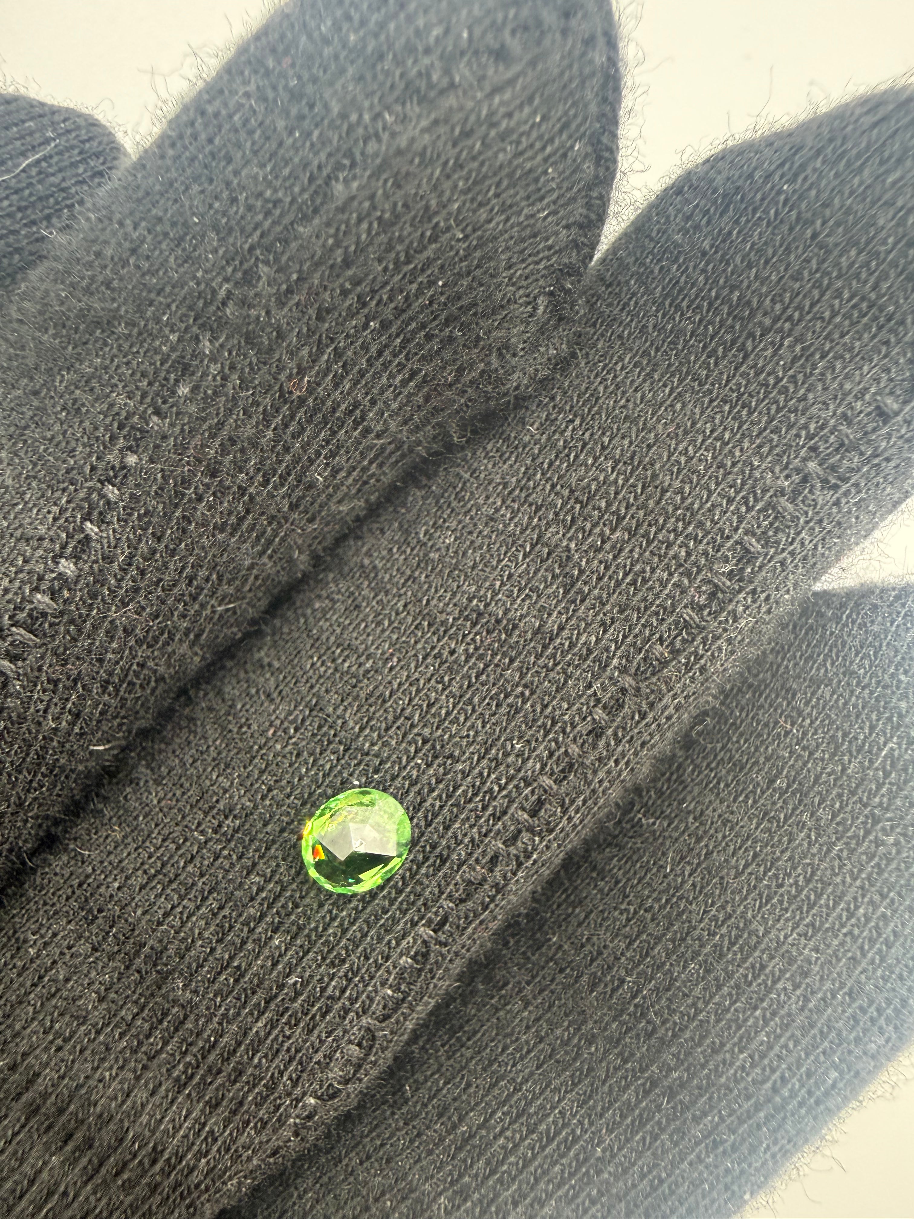Tsavorite  0.51 ct