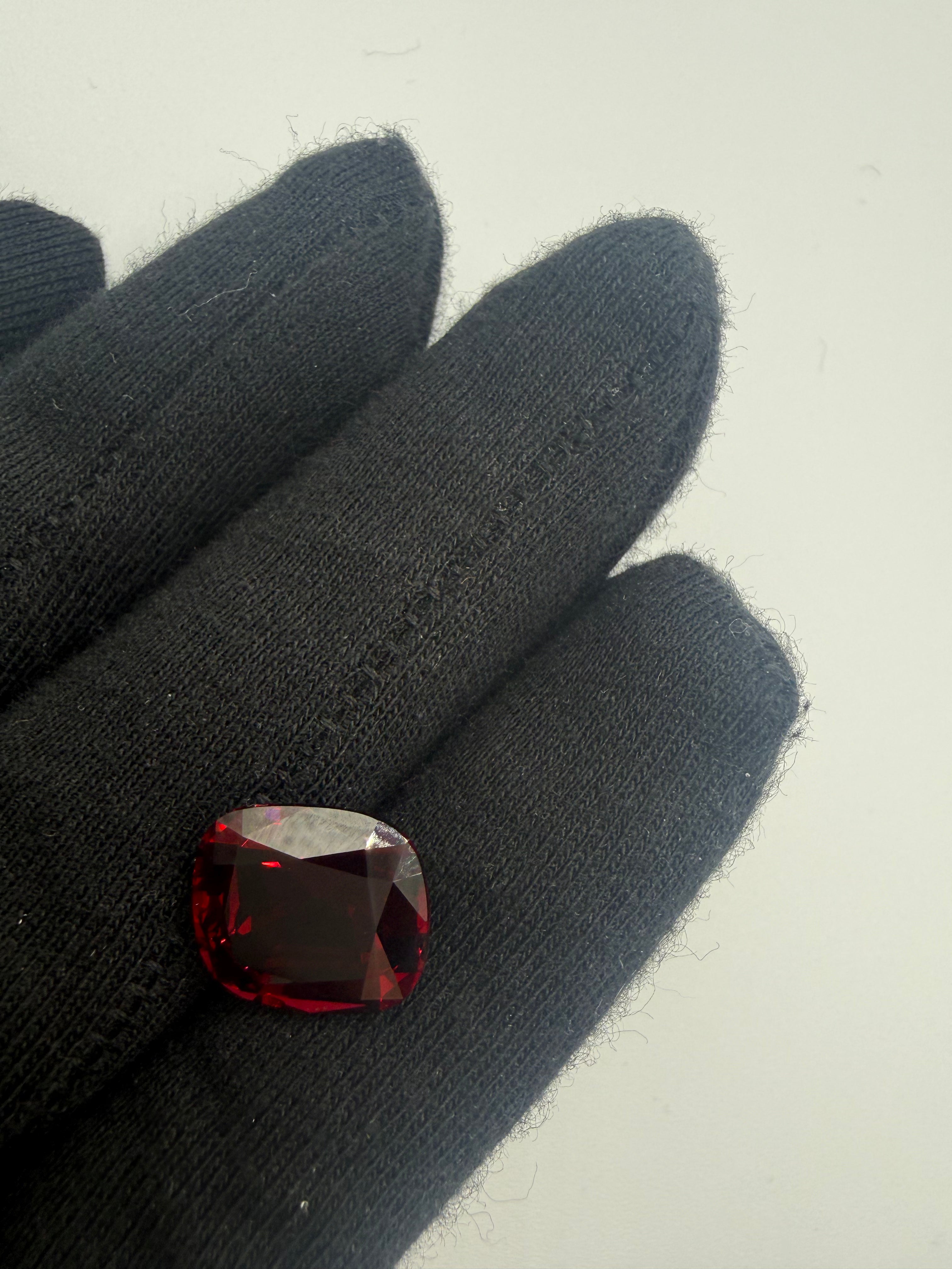 Rhodolite Garnet  11.43 ct