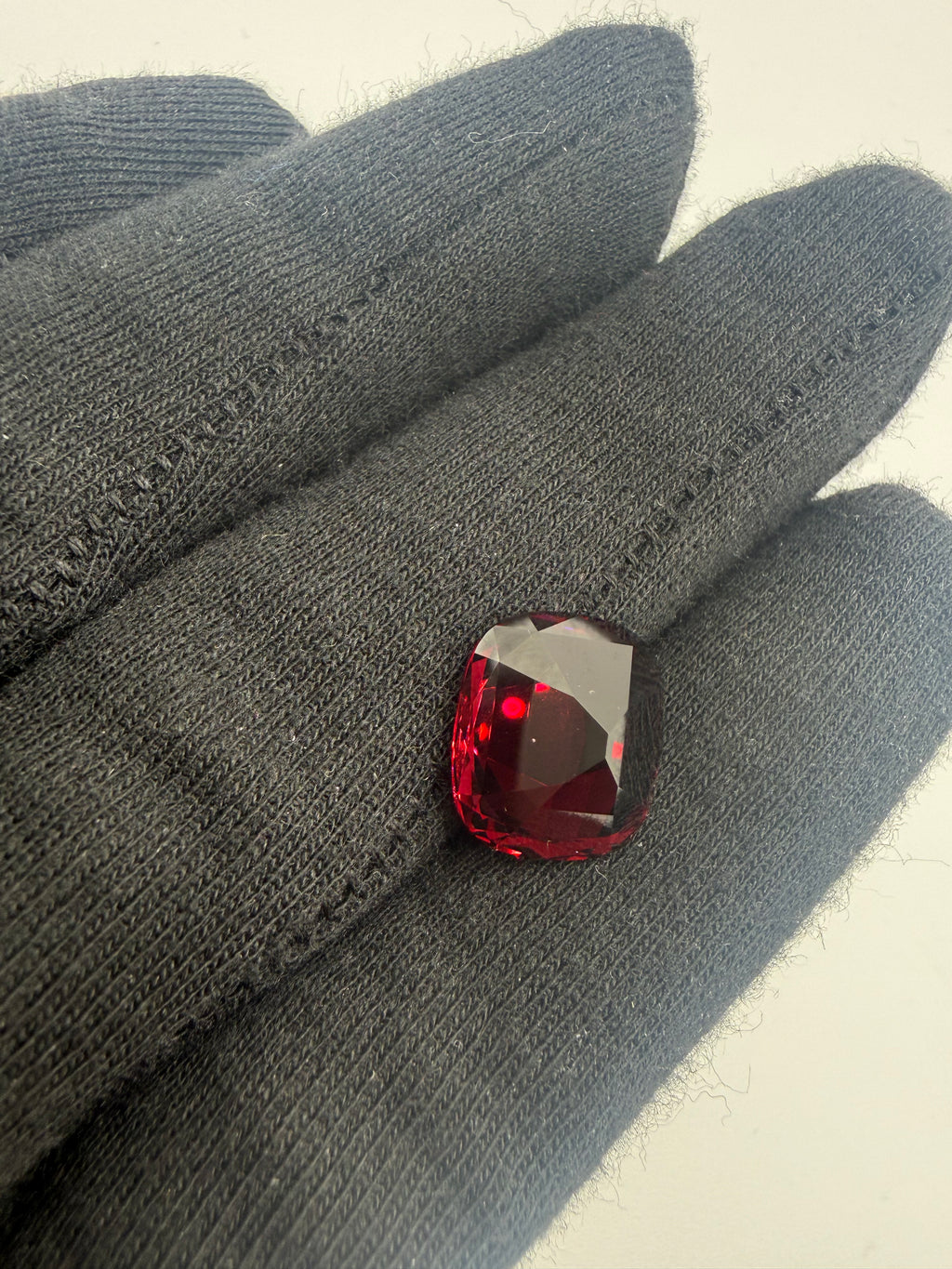 Rhodolite Garnet  11.43 ct