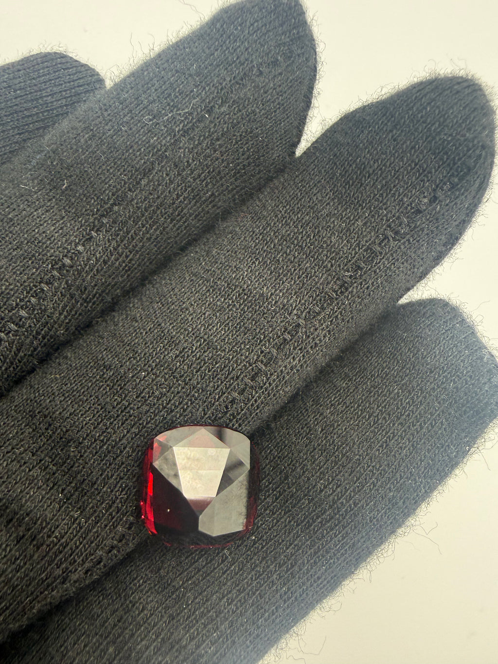 Rhodolite Garnet  11.43 ct