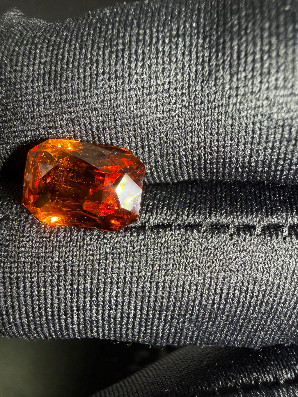 Vivid Orange Spessartite Garnet  6.57 ct
