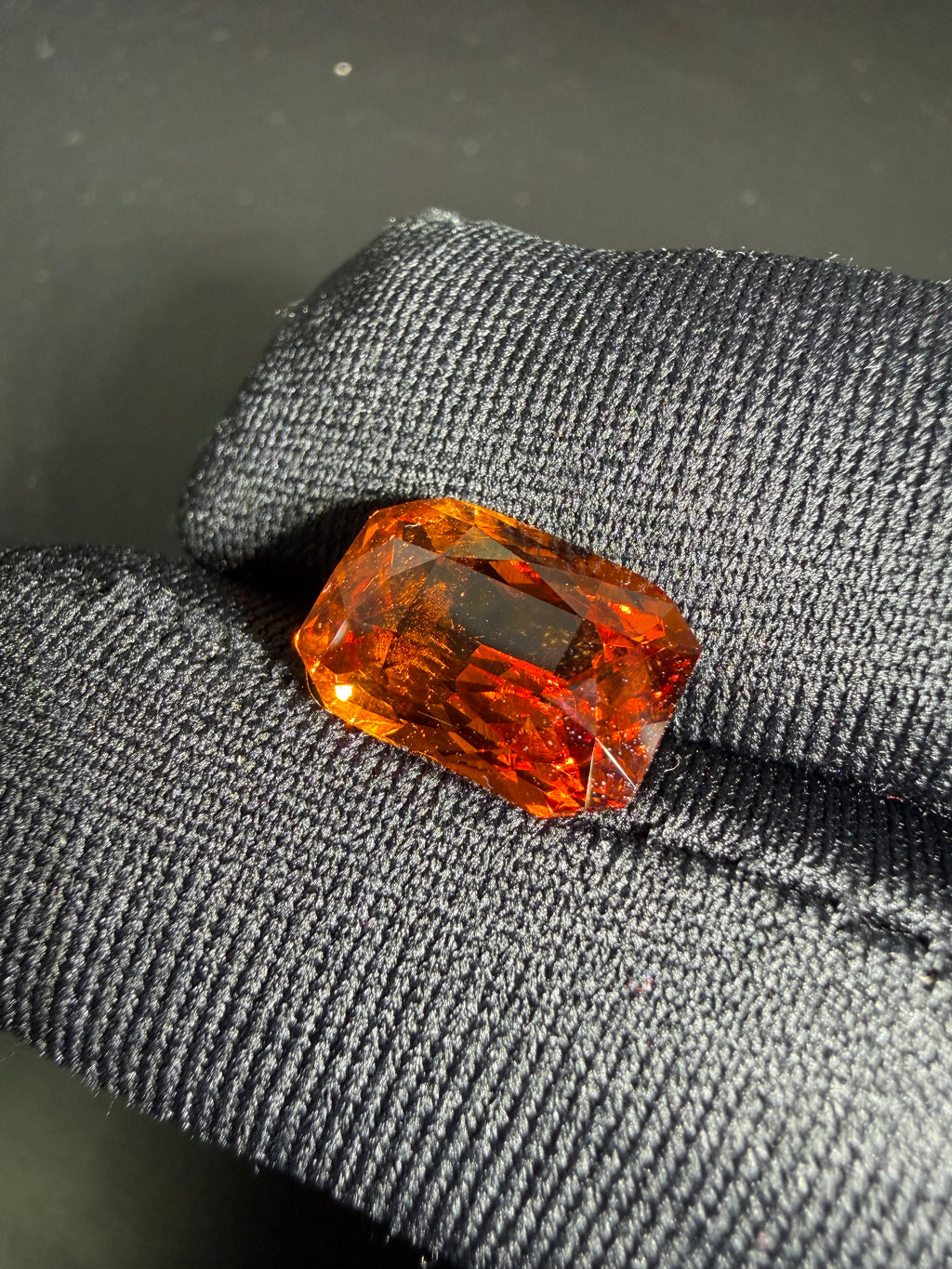 Vivid Orange Spessartite Garnet  6.57 ct