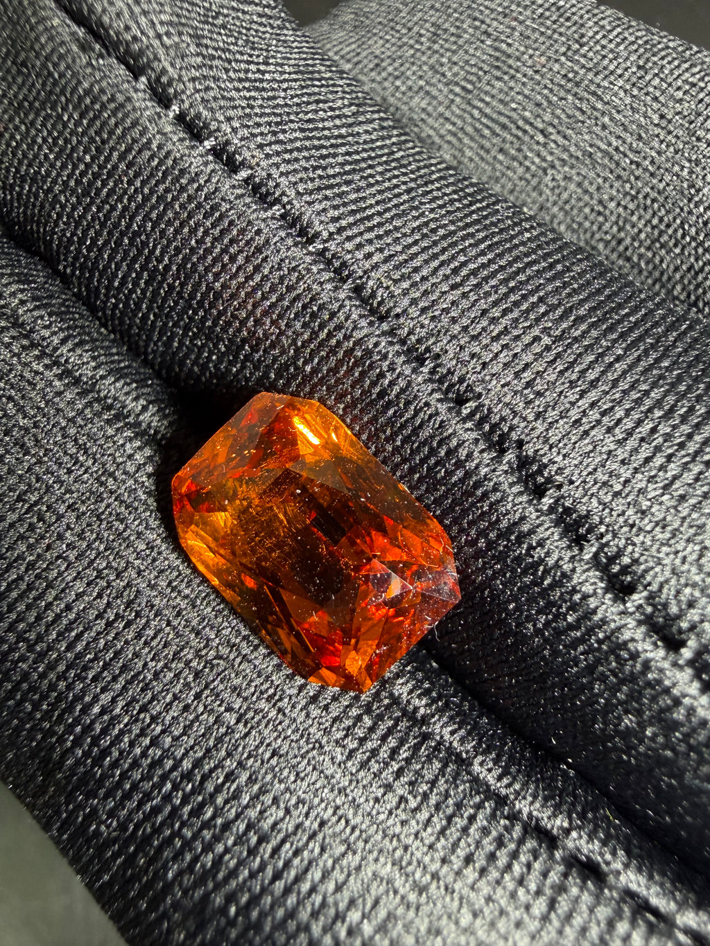 Vivid Orange Spessartite Garnet  6.57 ct
