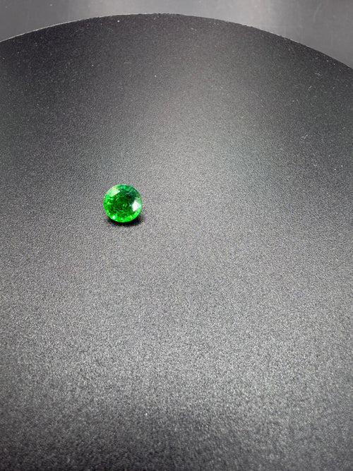 Intense Vivid Green Tsavorite  2.08 ct