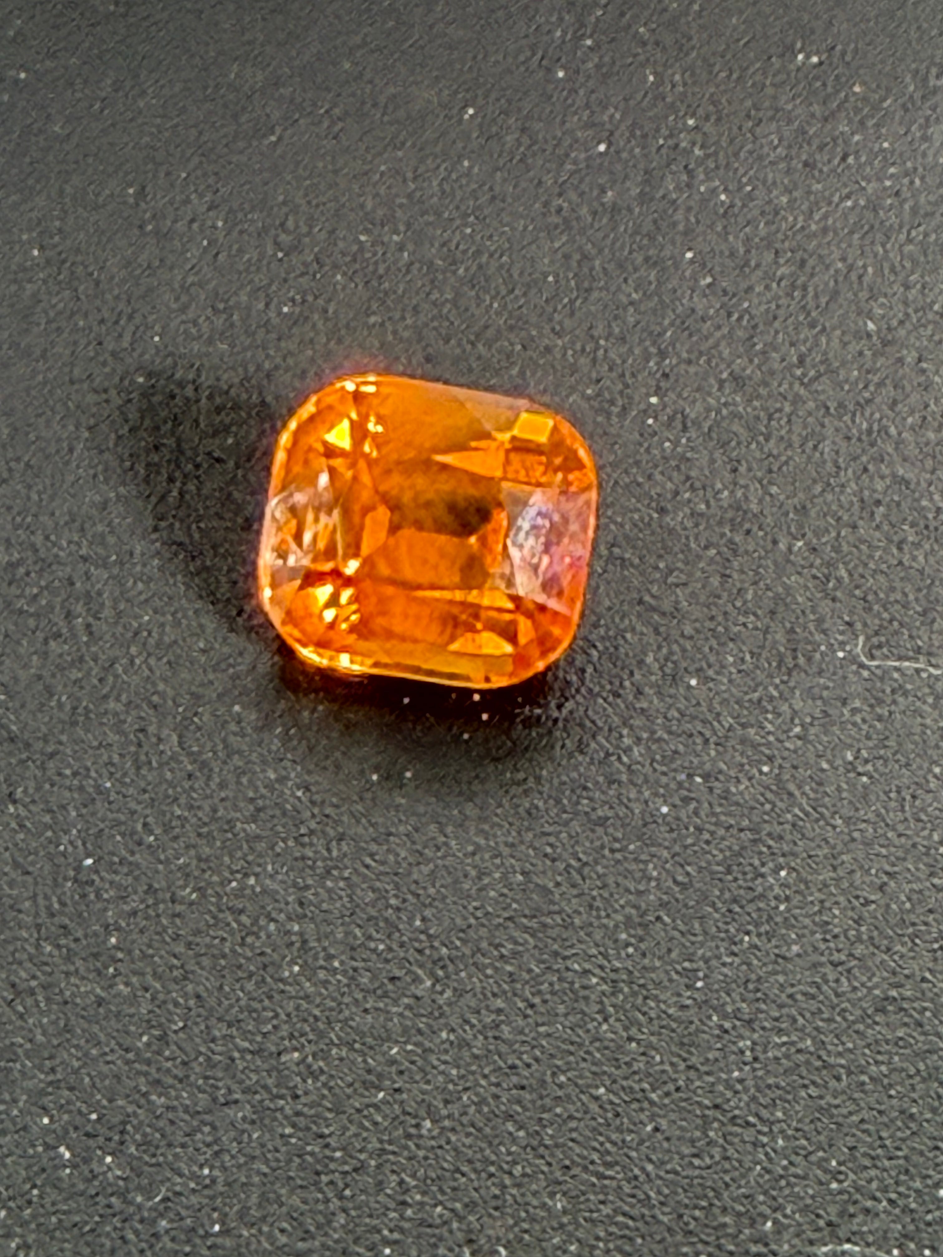 Mandarin Spessartite Garnet  5.62 ct