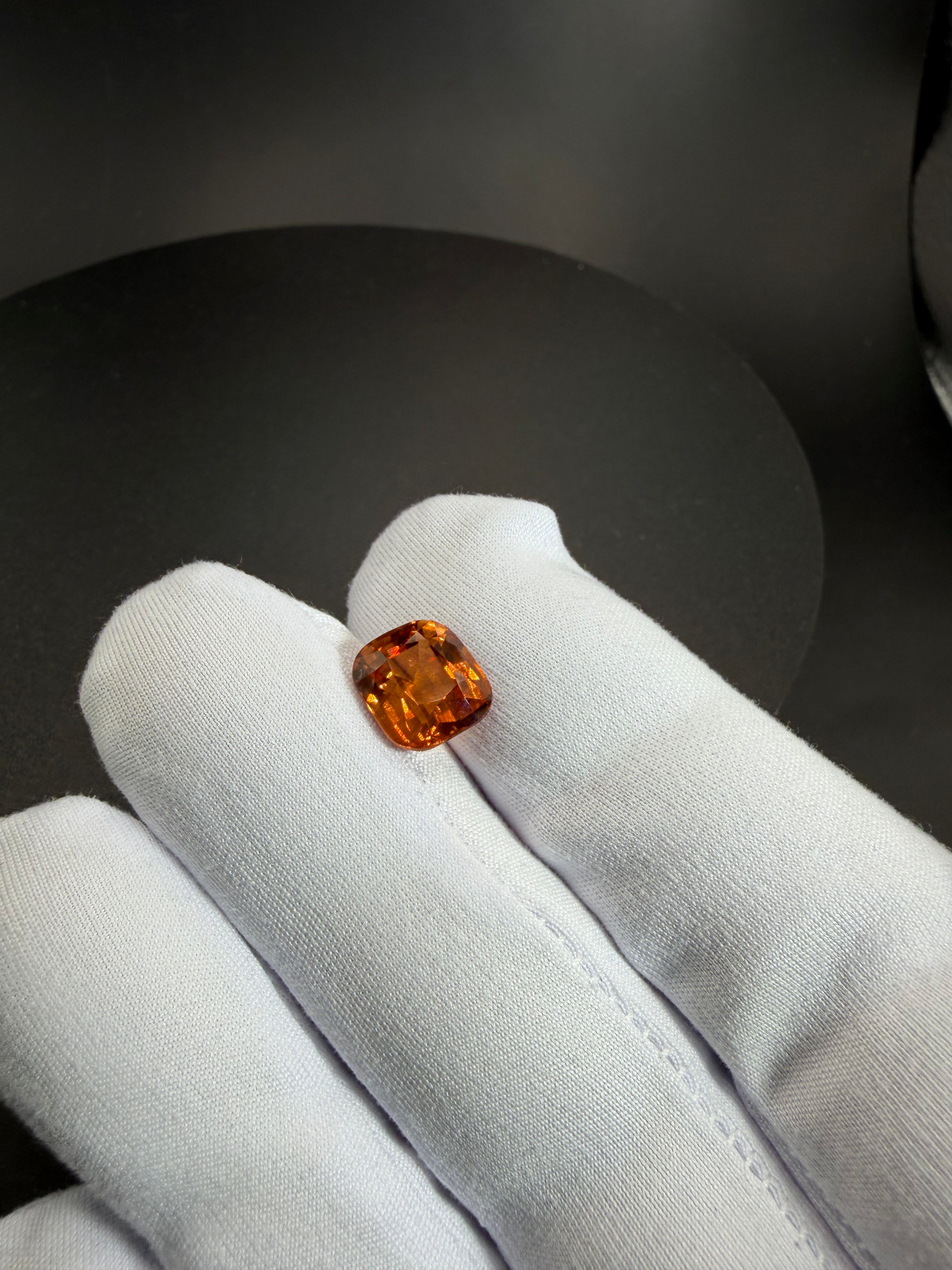 Mandarin Spessartite Garnet  5.62 ct