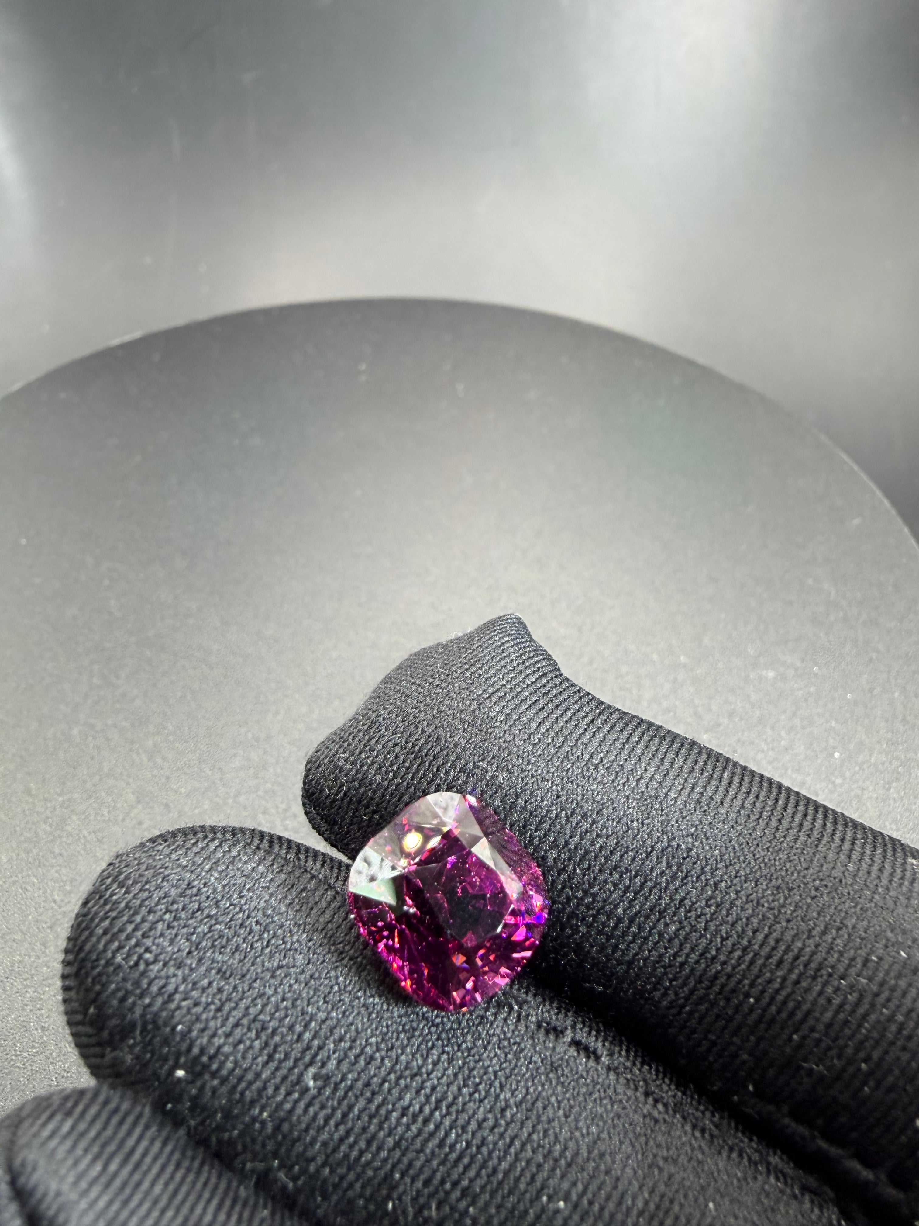 Vivid Purple Rhodolite Garnet  10.09 ct