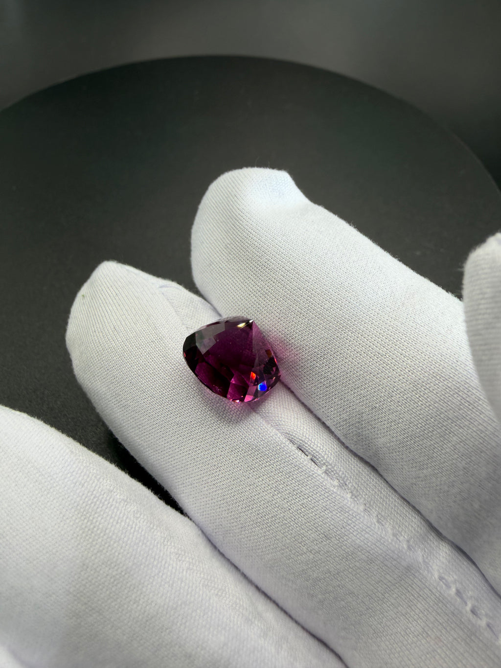 Vivid Purple Rhodolite Garnet  10.09 ct