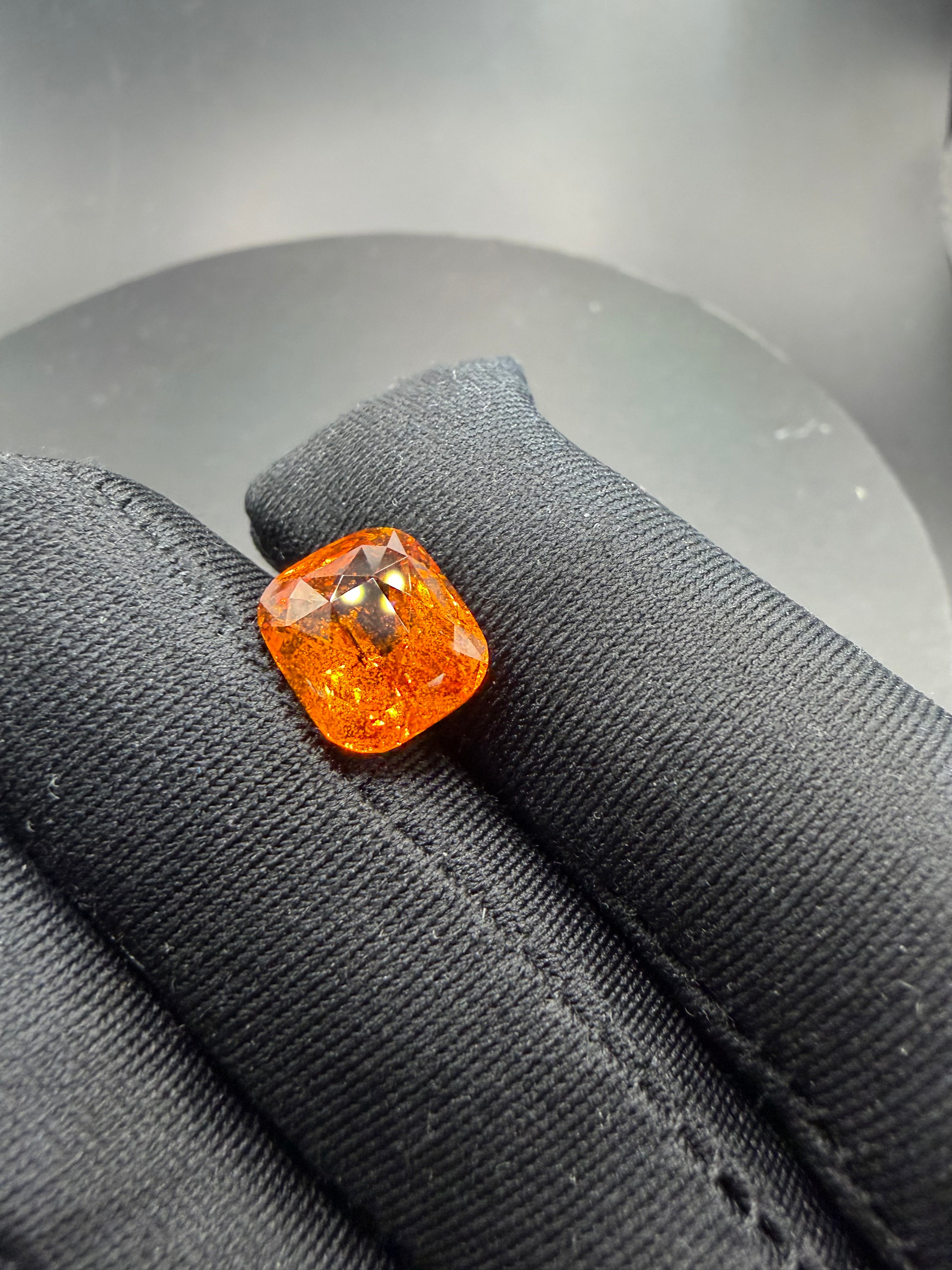 Vivid Orange Spessartite Garnet  8.76 ct