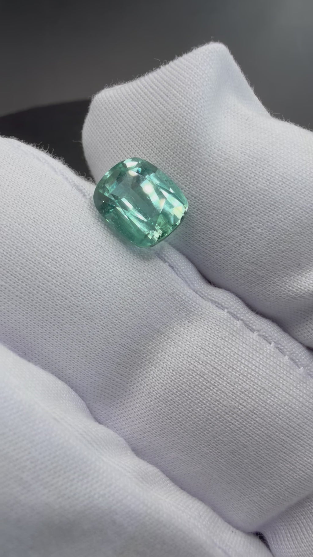 Mint Green Tourmaline 2.79 ct