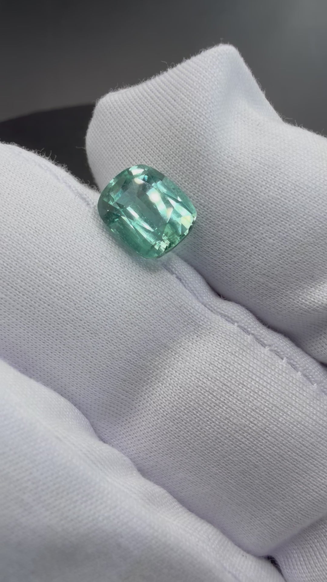 Mint Green Tourmaline 2.79 ct