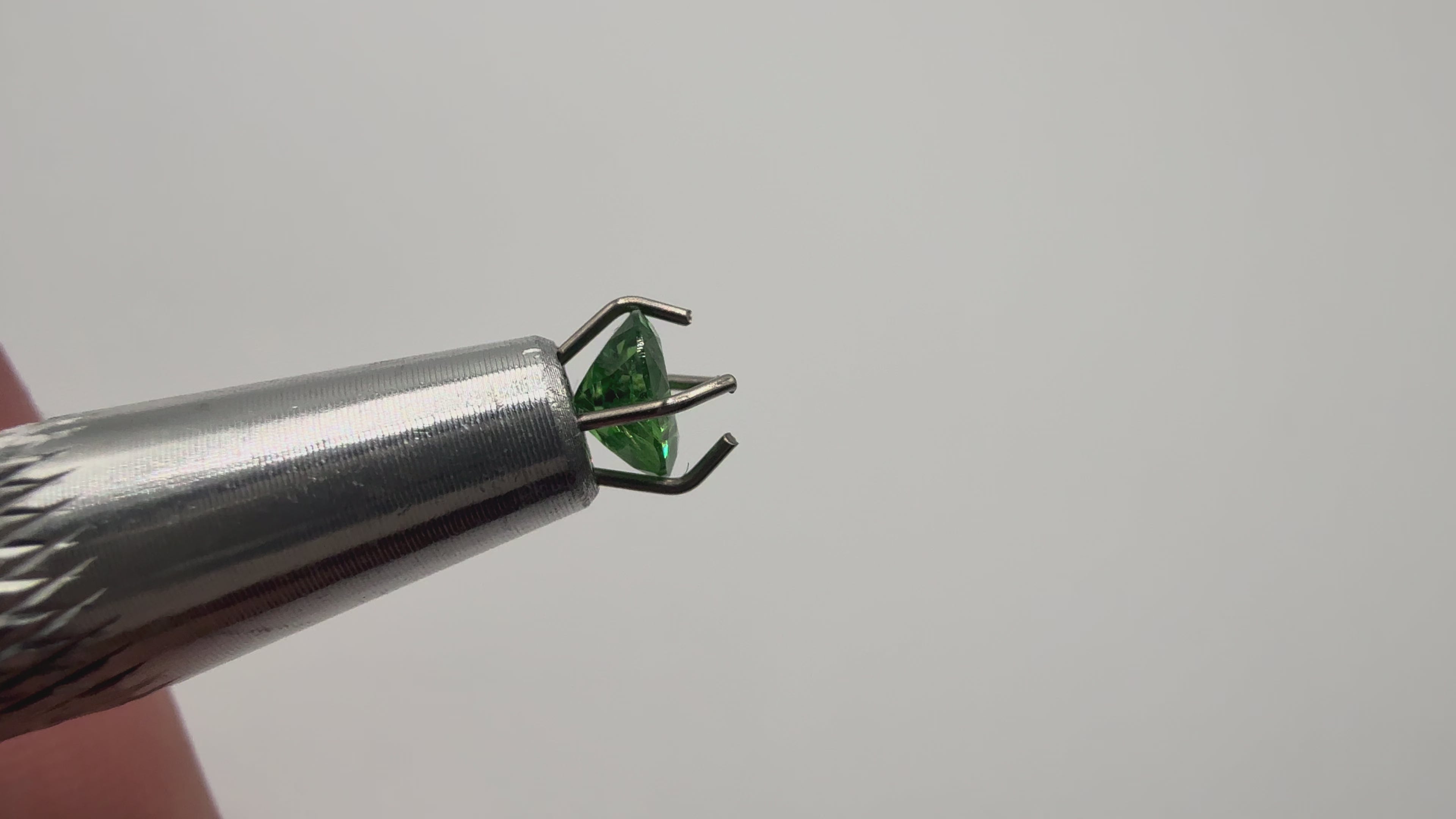 Tsavorite  0.51 ct