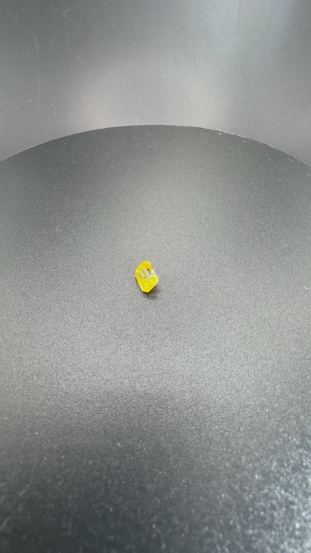 Yellow Sapphire  1.99 ct