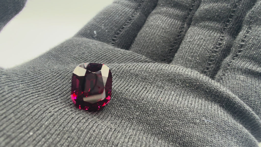Natural Umbalite Garnet 12.08 ct