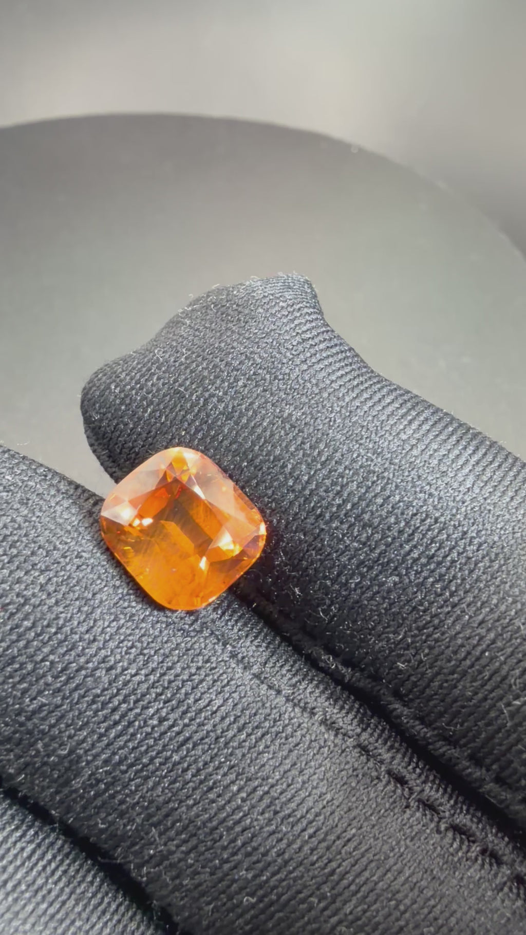 Mandarin Spessartite Garnet  5.62 ct